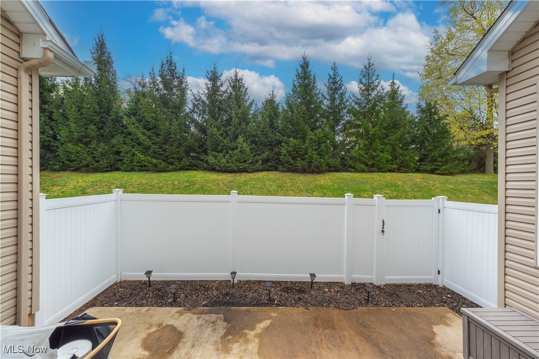 30029 Shadow Creek Drive #34, Westlake, Ohio image 42