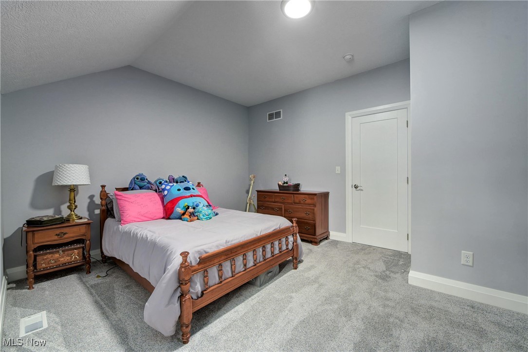 30029 Shadow Creek Drive #34, Westlake, Ohio image 35