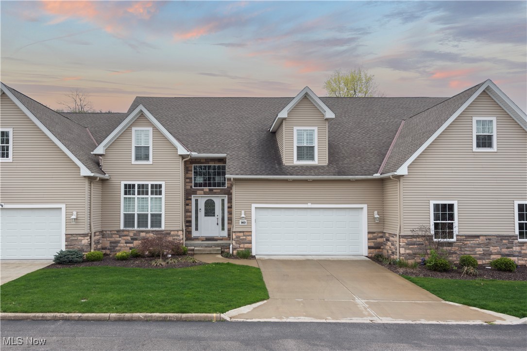 30029 Shadow Creek Drive #34, Westlake, Ohio image 2