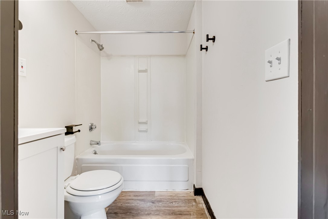 W J Lang Denison Ave - Residential Income