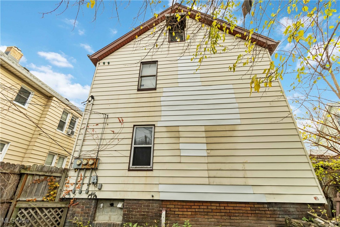 W J Lang Denison Ave - Residential Income