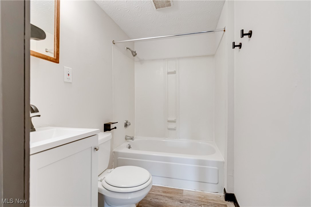 W J Lang Denison Ave - Residential Income