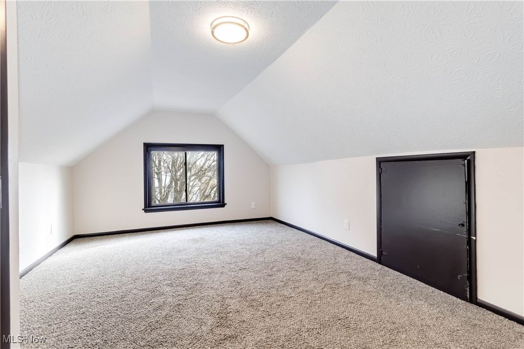 Photo of 3272 W 88th Street, Cleveland, OH 44102 (MLS # 5173325)