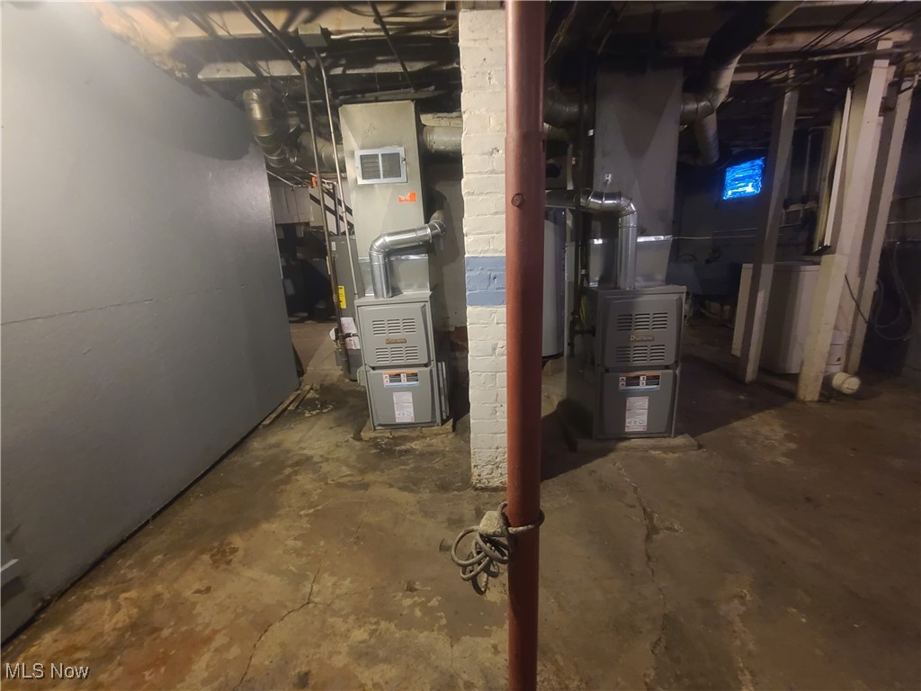 W J Lang Denison Ave - Residential Income