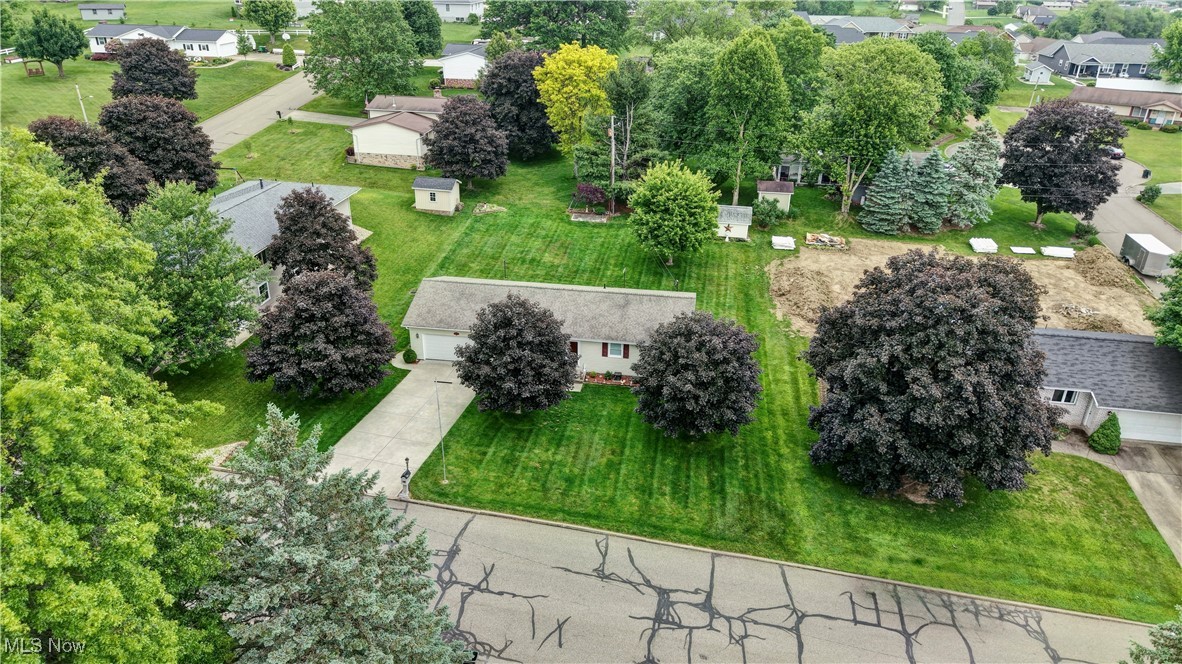 215 Rhine St St, Sugarcreek, Ohio image 8