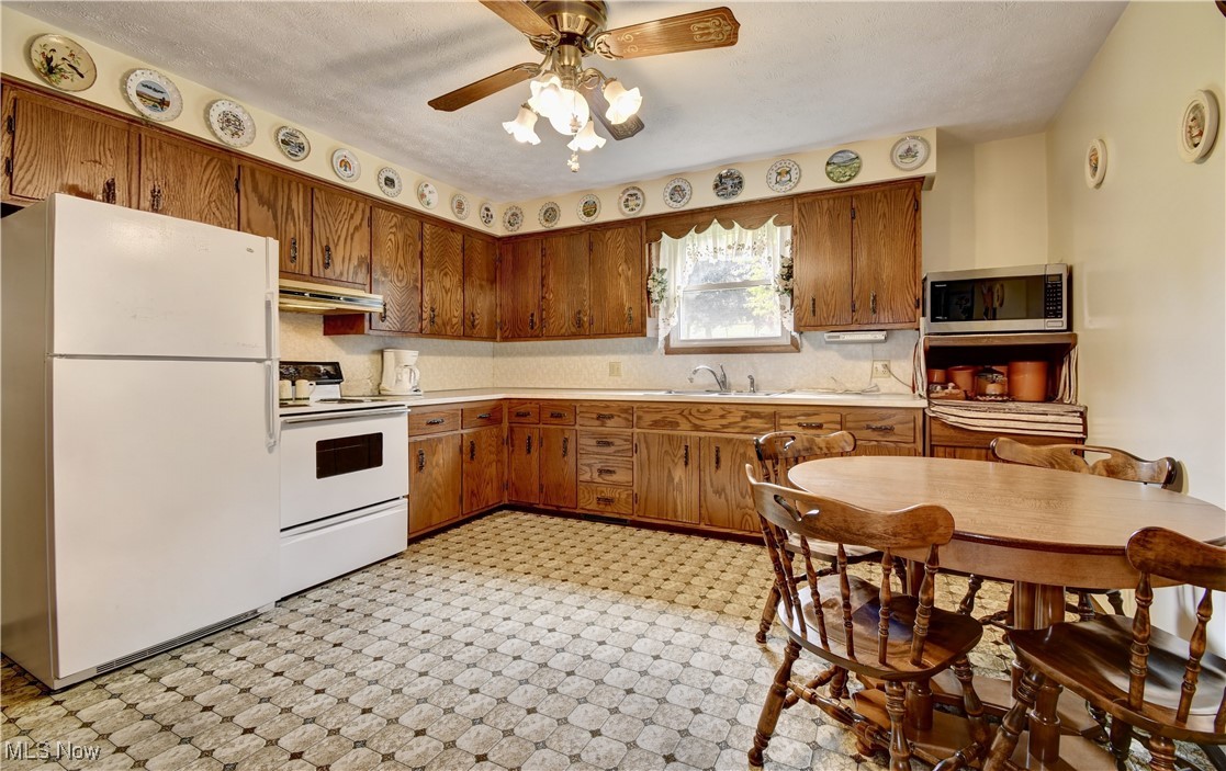 215 Rhine St St, Sugarcreek, Ohio image 21