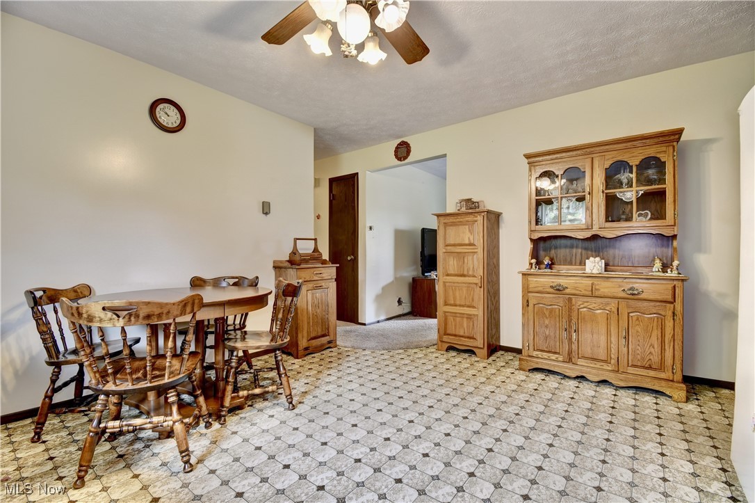 215 Rhine St St, Sugarcreek, Ohio image 23