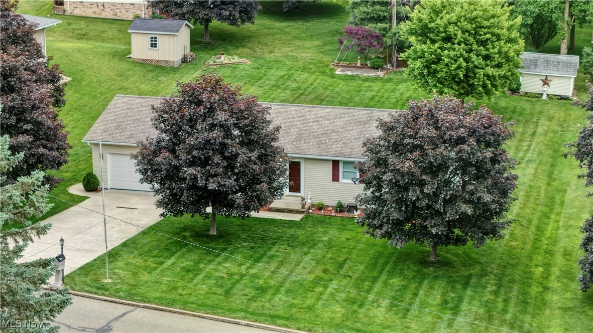 215 Rhine St St, Sugarcreek, Ohio image 7