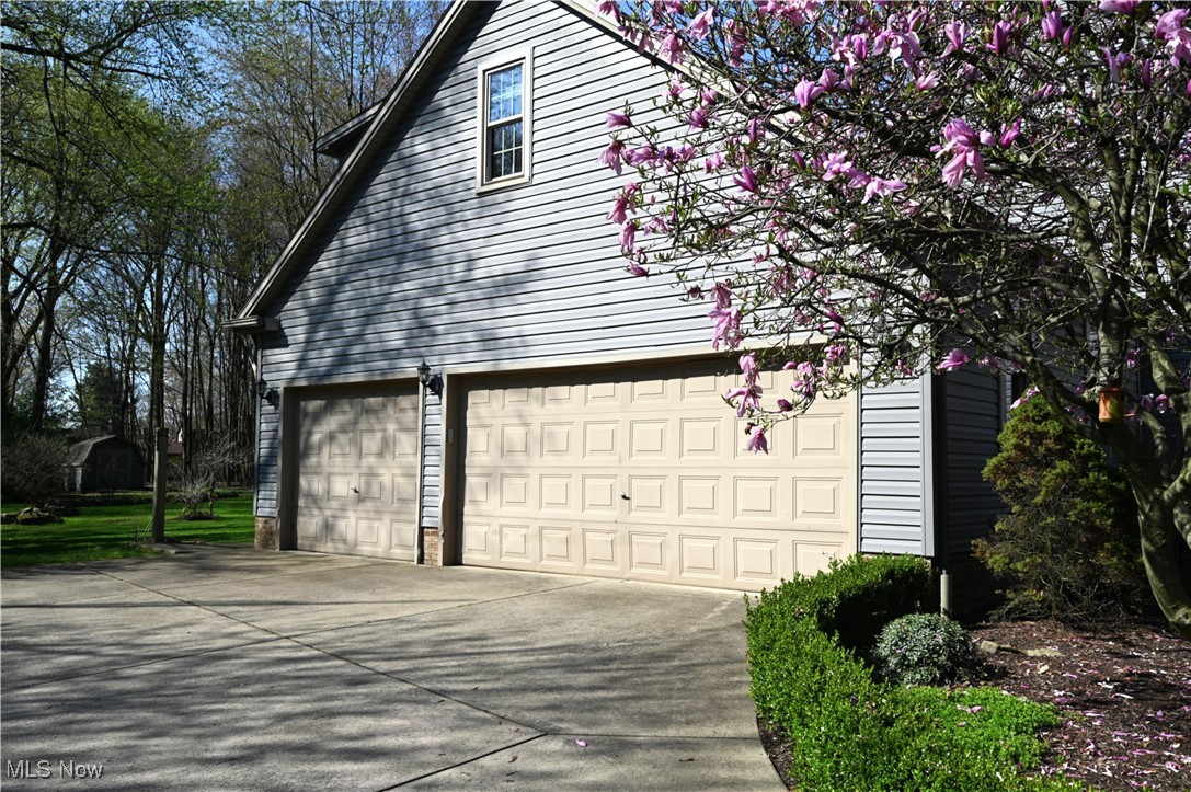3647 Sperone Drive, Canfield, Ohio image 10