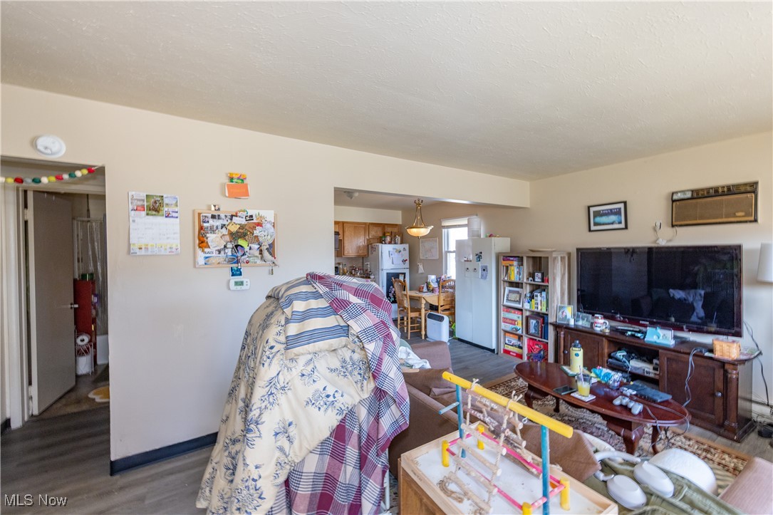 Tallmadge, Ohio 44278, United States, ,Commercial,Pending,90060