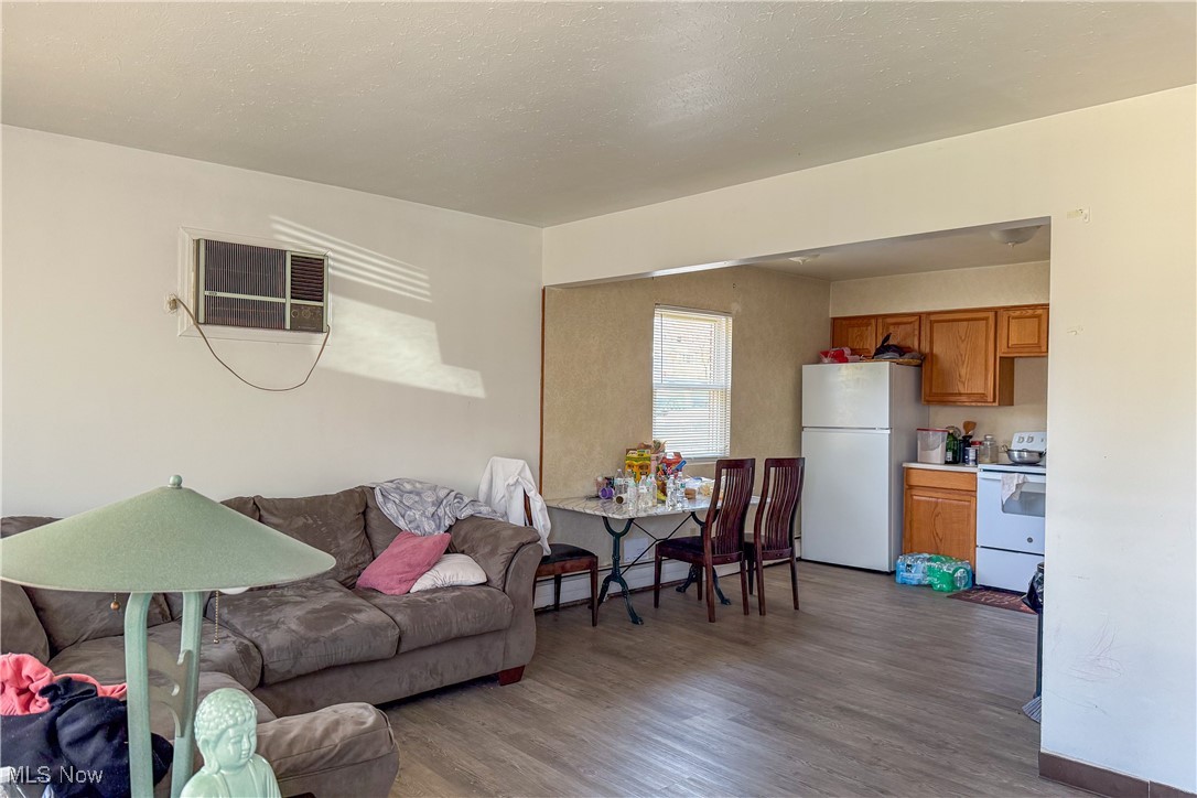 Tallmadge, Ohio 44278, United States, ,Commercial,Pending,90060