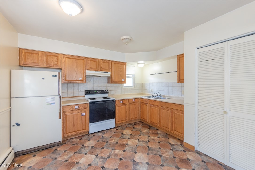 Tallmadge, Ohio 44278, United States, ,Commercial,Pending,90060