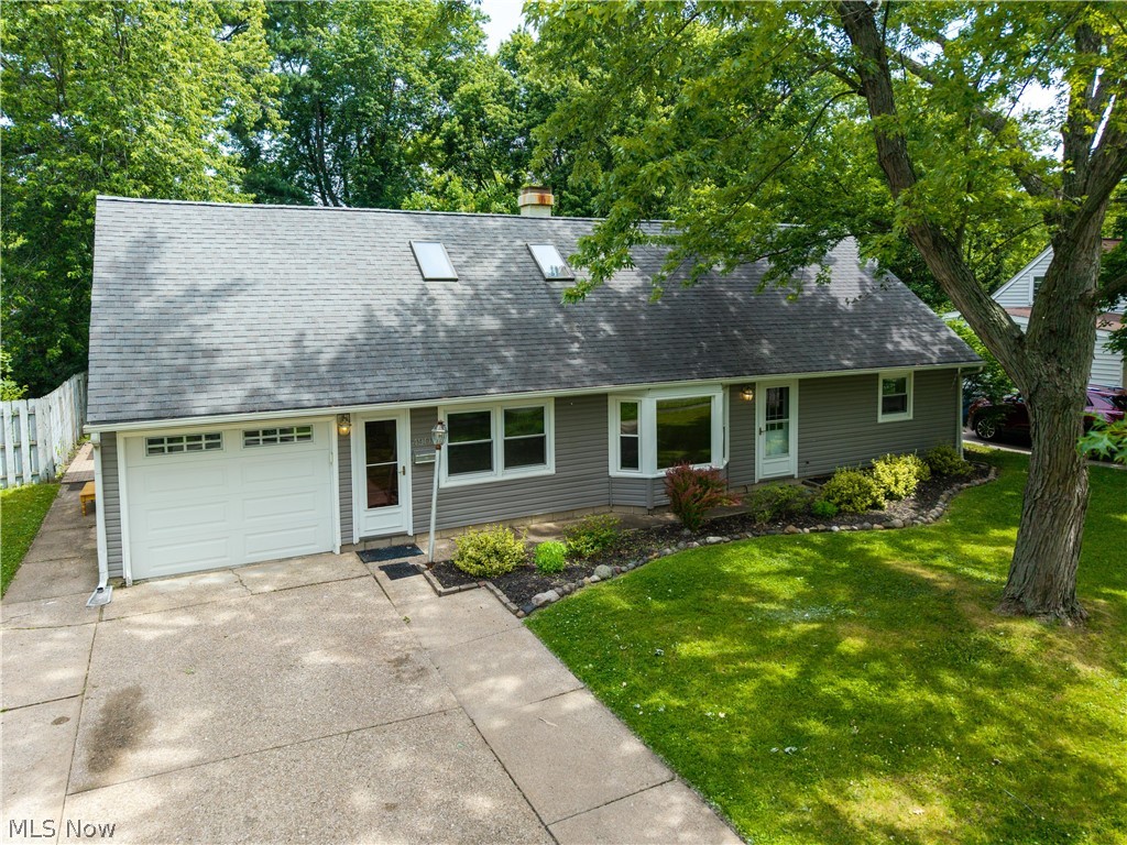4905 Pinewood Drive