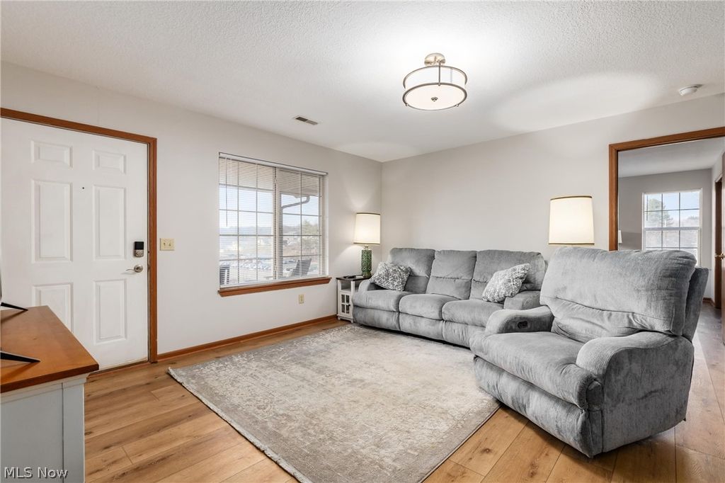 Photo of 2660 Orchard Park Park, Zanesville, OH 43701 (MLS # 5187962)