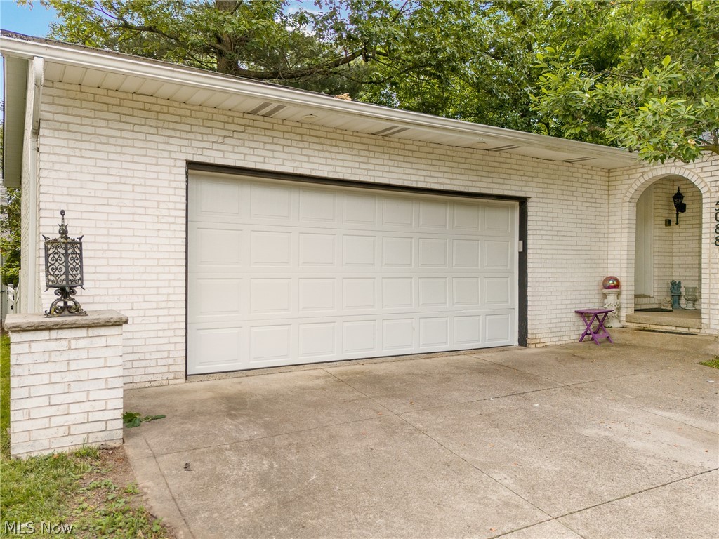 Irish Oaks - Residential