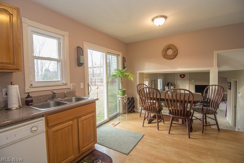 Royal Akins - Residential