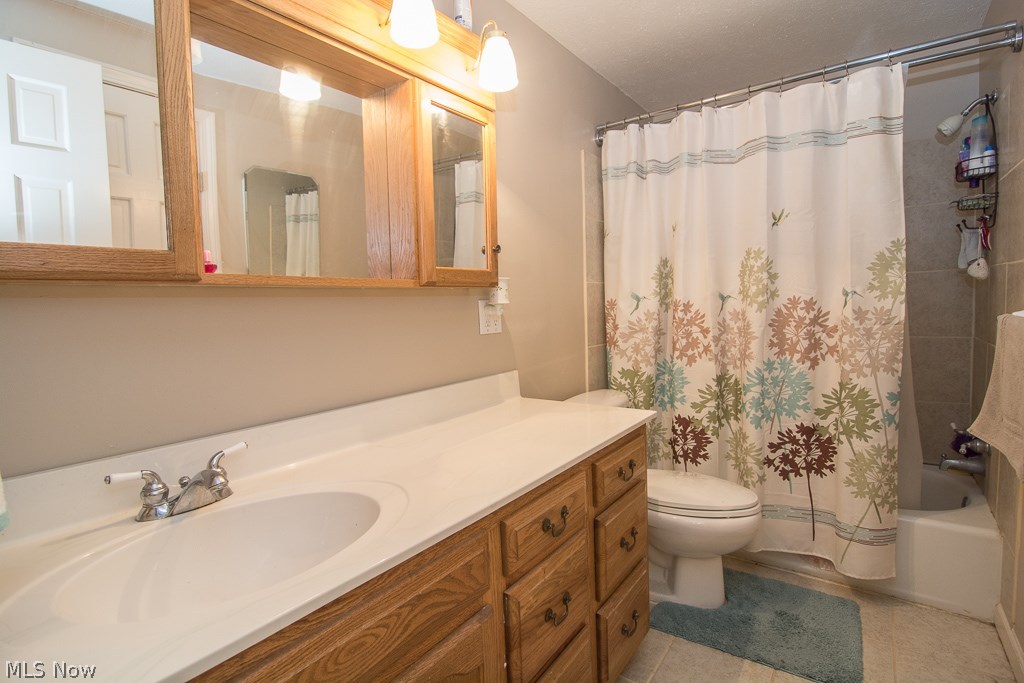 Royal Akins - Residential