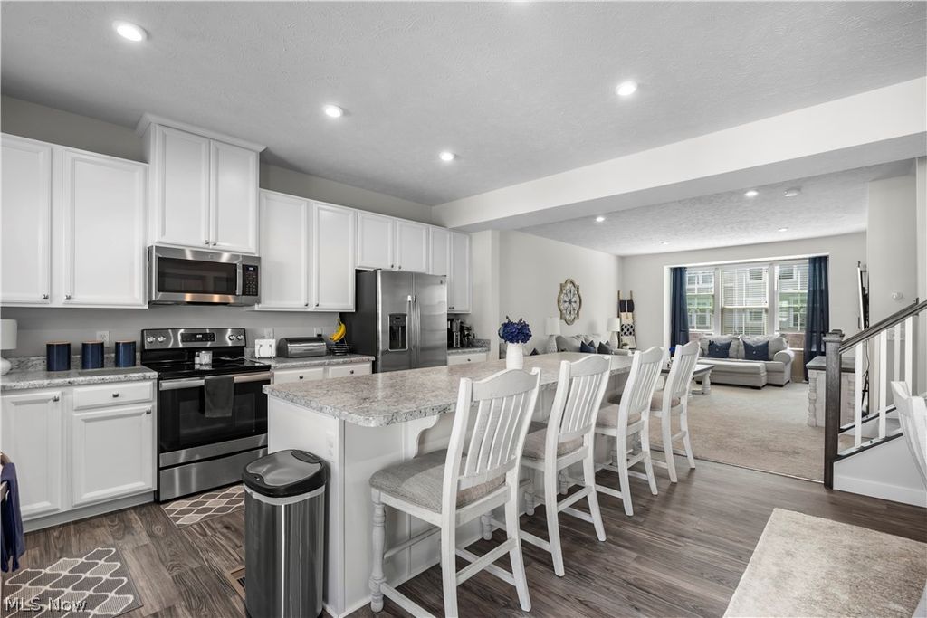 Photo of 1454 Caymus Court, Avon, OH 44011 (MLS # 5204211)