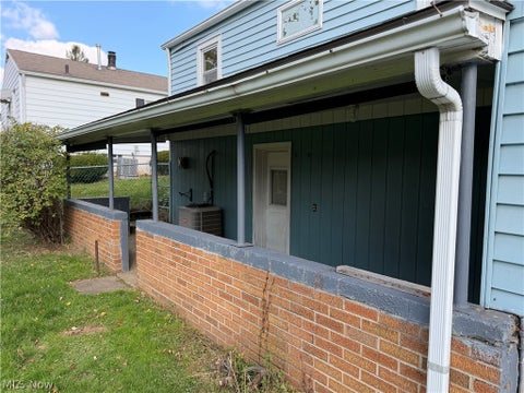 Tiny photo for 128 2nd Street, Wadsworth, OH 44281 (MLS # 5255771)