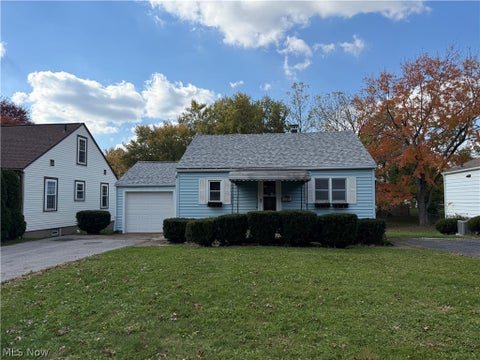 Photo of 128 2nd Street, Wadsworth, OH 44281 (MLS # 5255771)