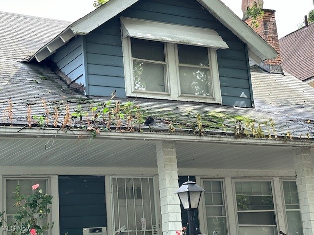 499 E 124 Street