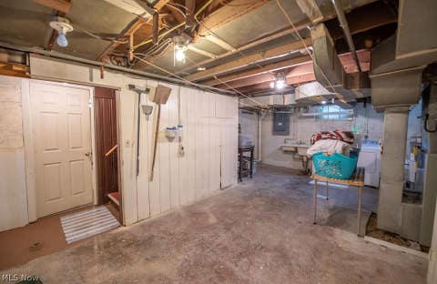 Tiny photo for 1144 Kingsway Street, Alliance, OH 44601 (MLS # 5239270)