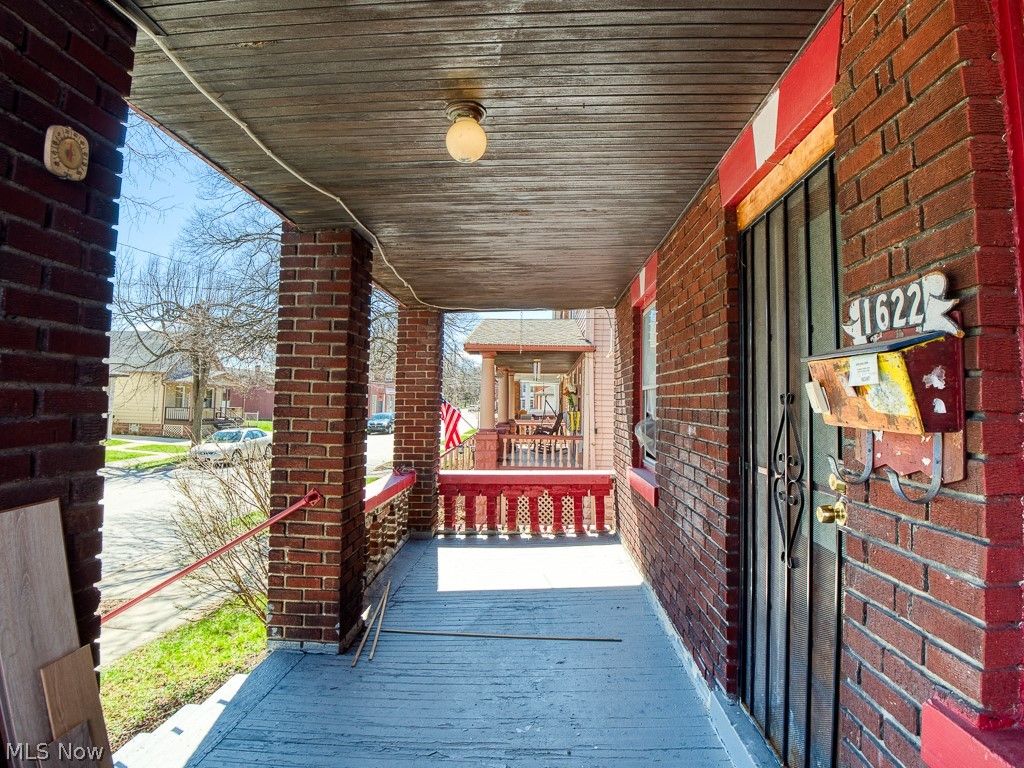 Photo of 1622 Winchester Avenue, Lakewood, OH 44107 (MLS # 5197098)