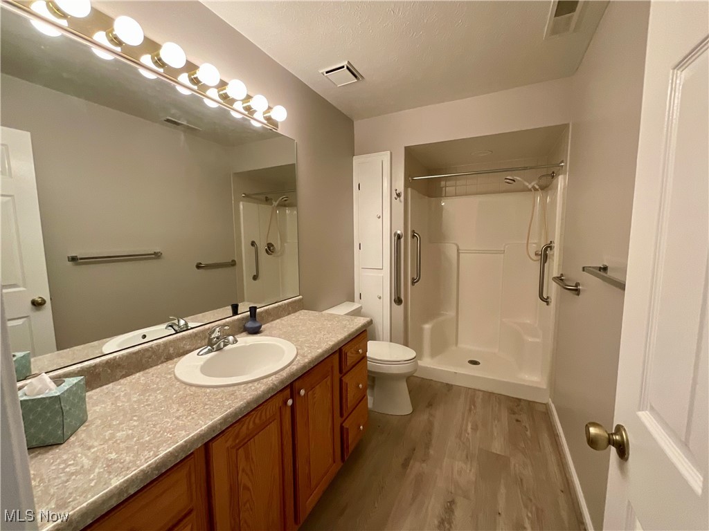 721 Winding Way, Akron, Ohio image 22