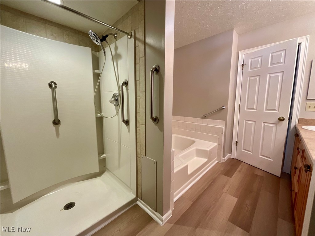 721 Winding Way, Akron, Ohio image 17