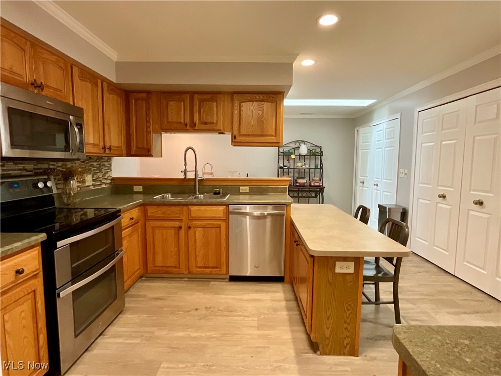 721 Winding Way, Akron, Ohio image 11