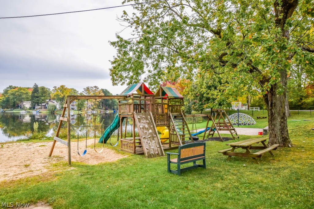 Willowdale Lake - Residential