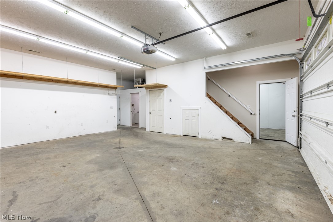 Crestview 02 - Residential