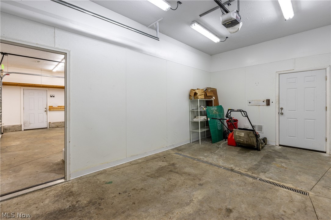 Crestview 02 - Residential