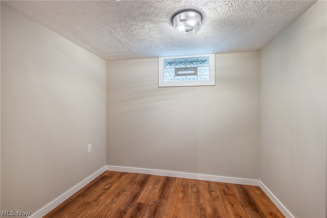 Crestview 02 - Residential