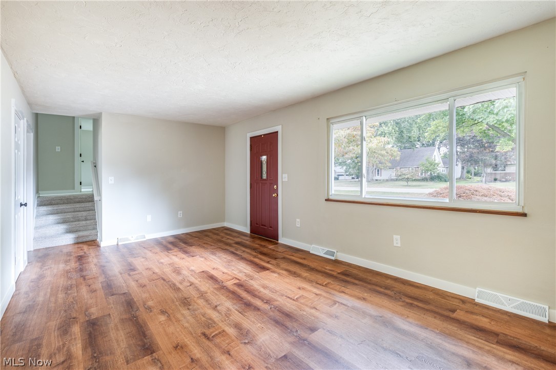 Crestview 02 - Residential