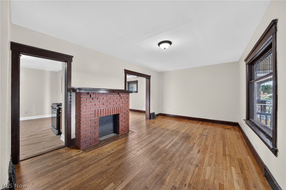 3341 W 99th Street