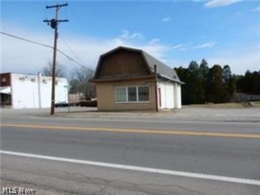 Absolute Commercial Real Estate Auction
Wednesday October 3 at 6:00pm
3781 Main St, Mineral Ridge, OH 44440

Free standing retail location. High Traffic Street in Mineral Ridge. All interior walls are not load-bearing. Free span. Registration and inspection 1 hour prior to auction. Terms: Property sold “As Is” with no contingencies including financing. 10% Buyer’s Premium Added to high bid to obtain final price (Minimum $1,000); $3,000  Non-refundable Deposit Cash/Check; High Bidder must close within 45 days of auction or forfeit deposit; Registered bidders are responsible for any desired inspections.