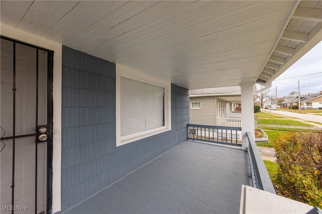 Photo of 12604 Angelus Avenue, Cleveland, OH 44105 (MLS # 5175219)