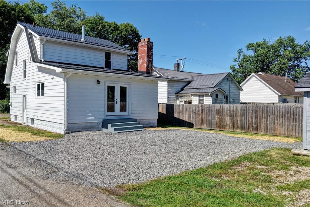Photo of 431 Cedar Lane, New Philadelphia, OH 44663 (MLS # 5220040)