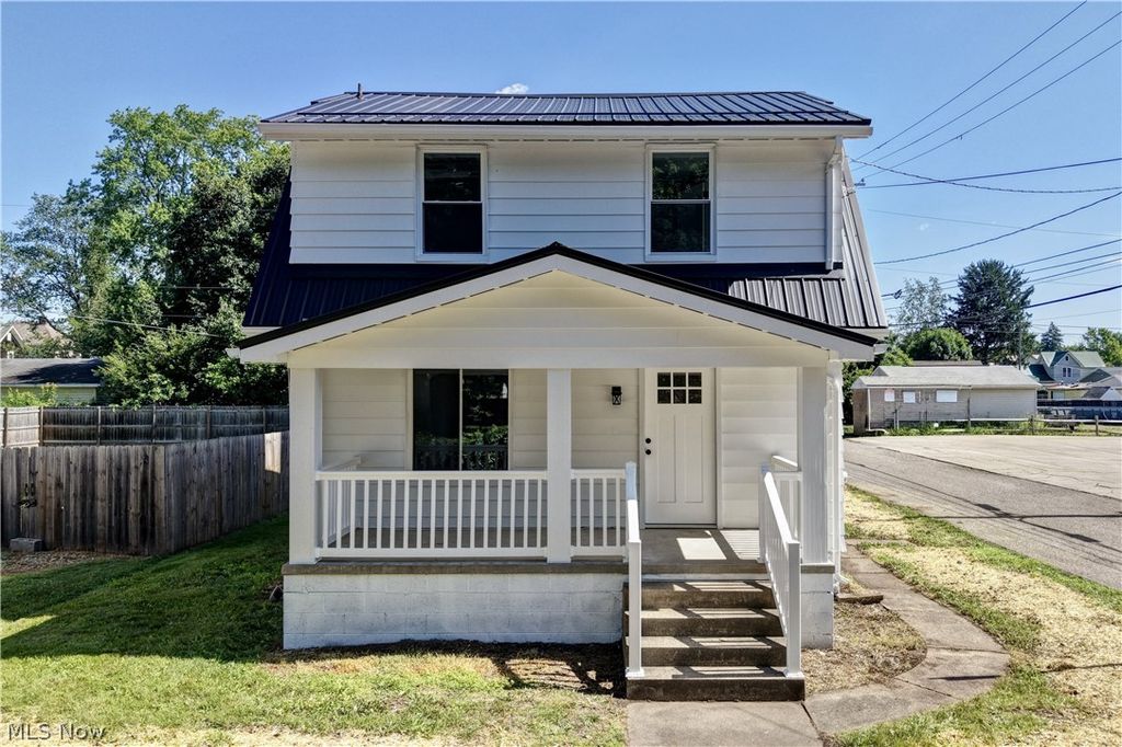 Photo of 431 Cedar Lane, New Philadelphia, OH 44663 (MLS # 5220040)