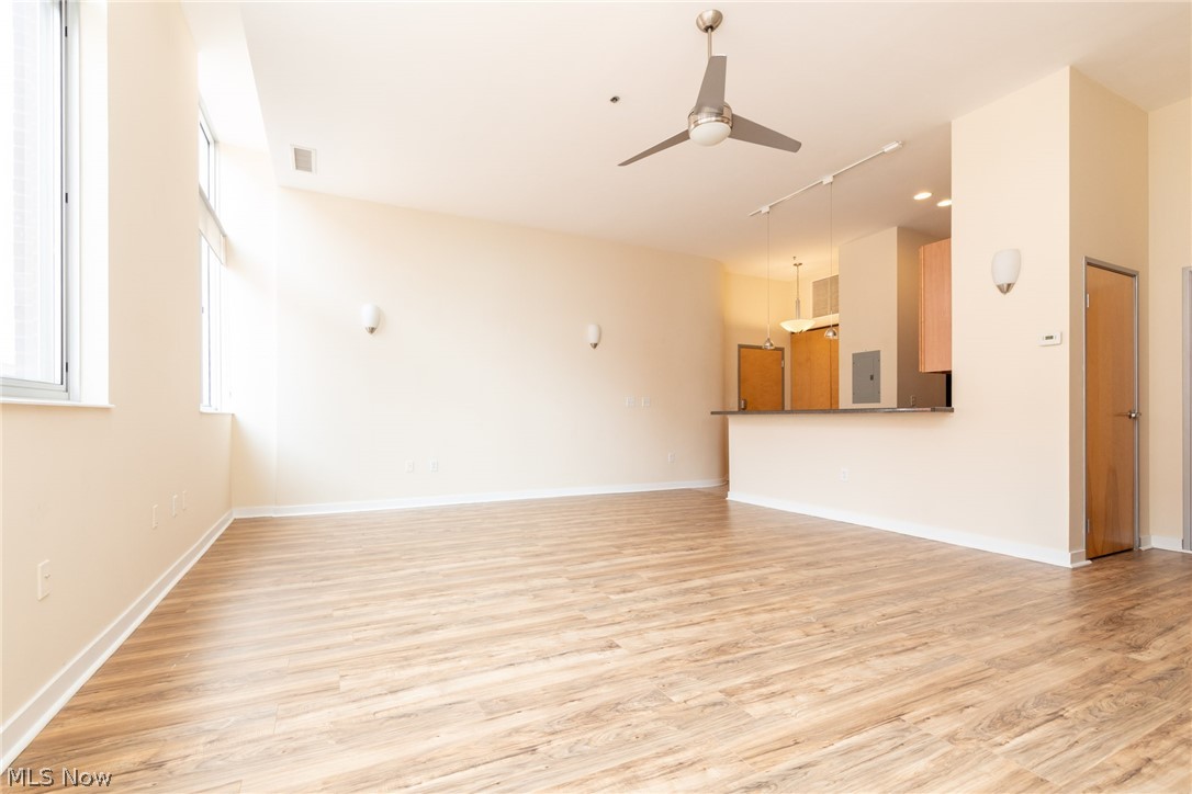 Carroll Ave Condo - Residential Lease