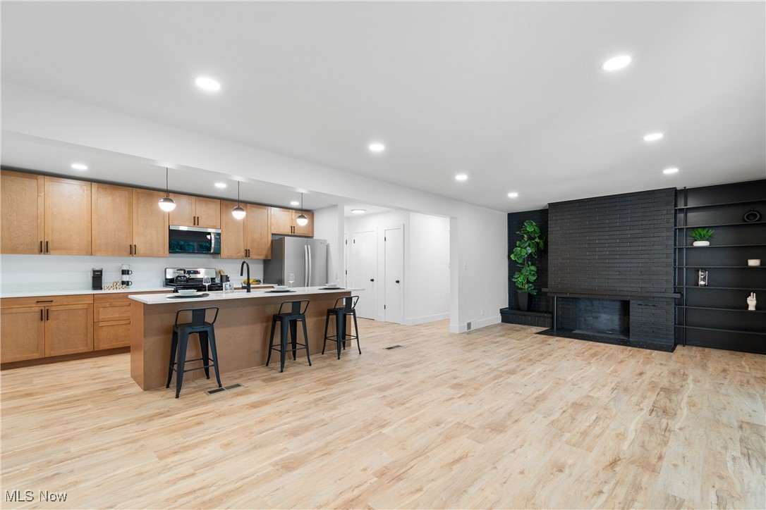 Revere Vill Sub - Residential