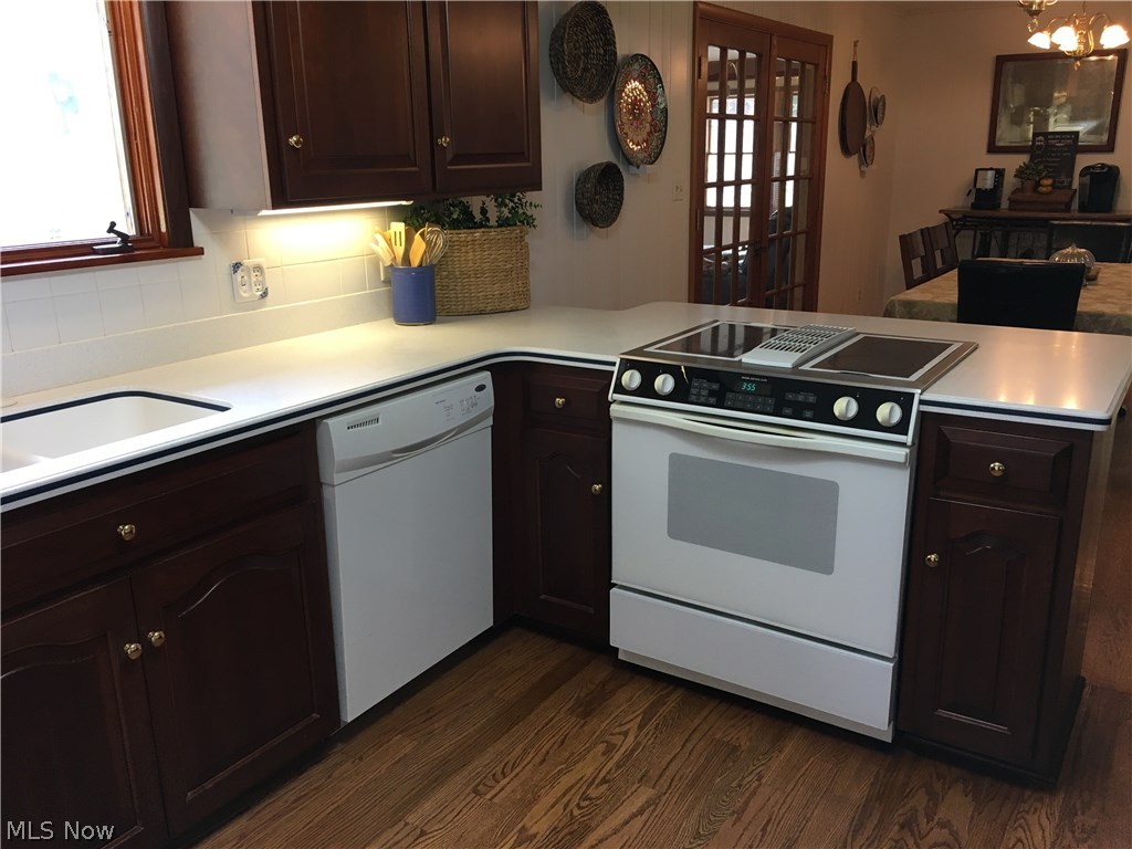 R W Mccalls - Residential