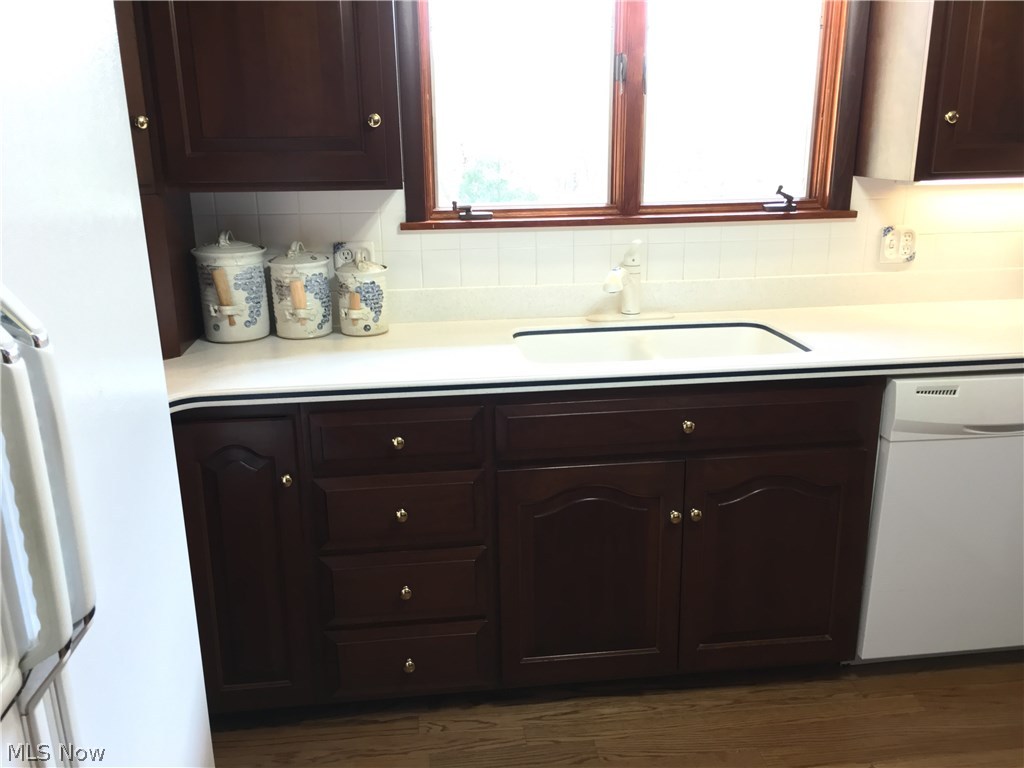 R W Mccalls - Residential