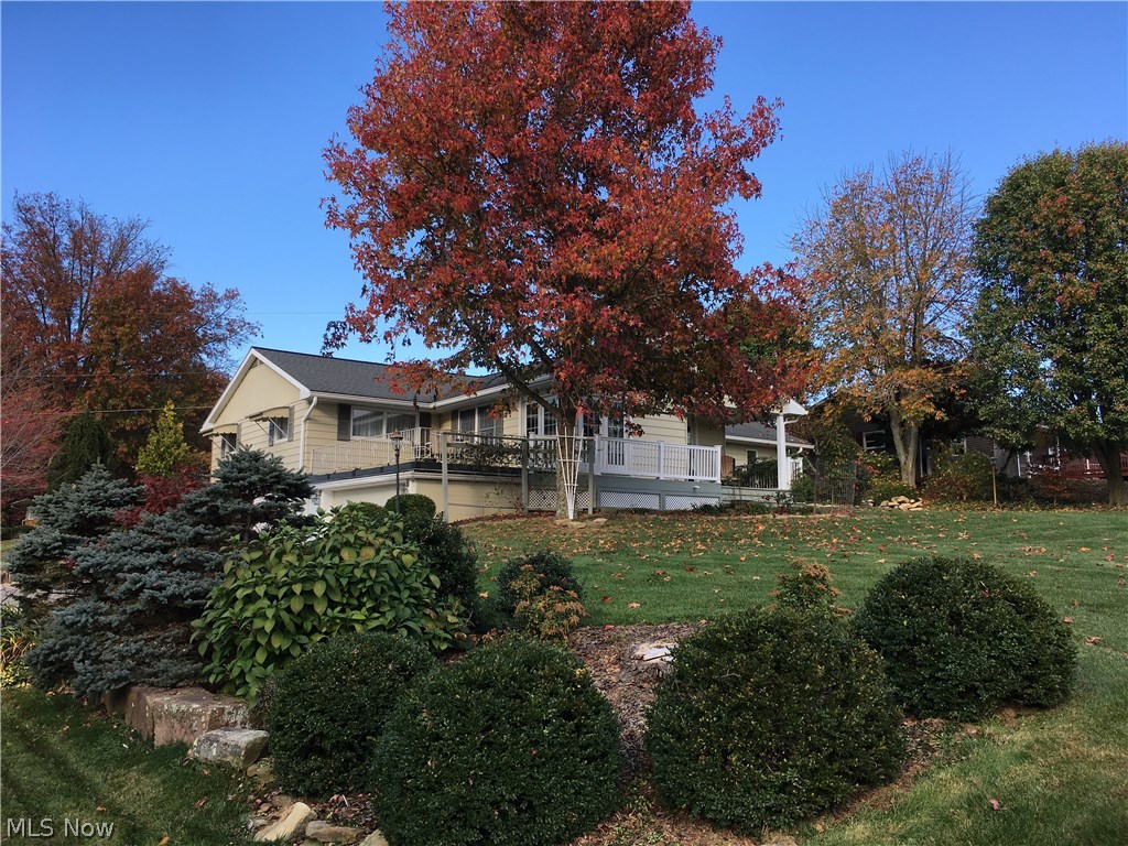 R W Mccalls - Residential