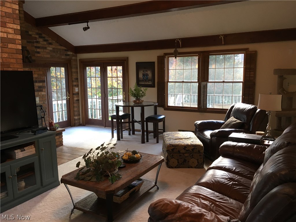 R W Mccalls - Residential