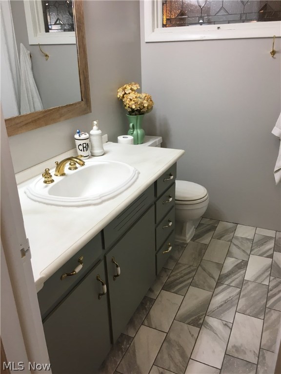 R W Mccalls - Residential