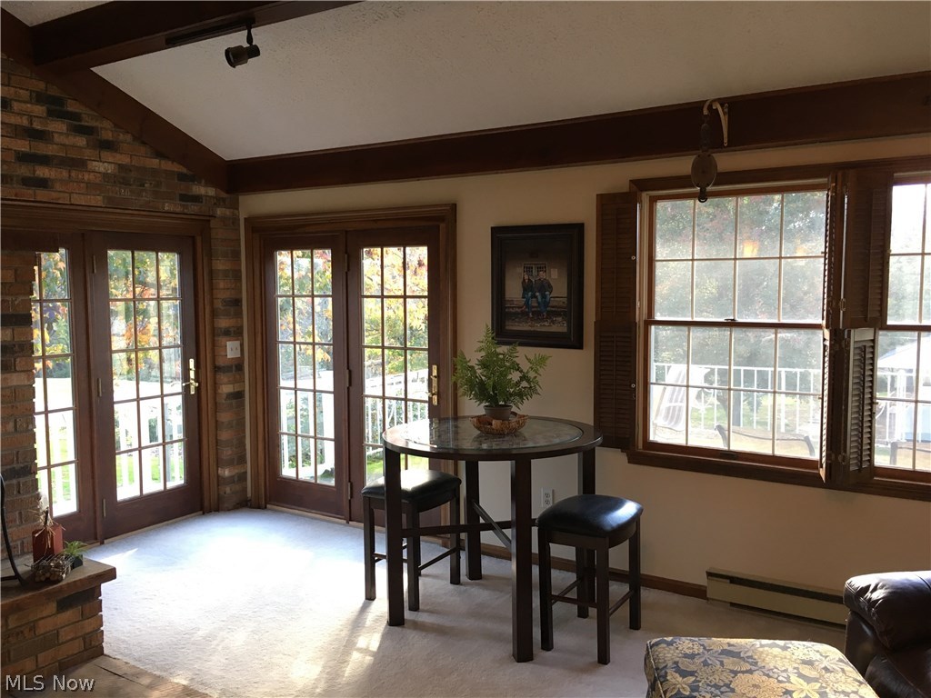 R W Mccalls - Residential