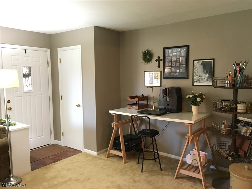 R W Mccalls - Residential