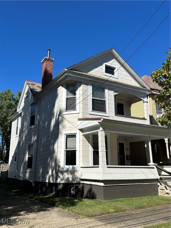 307 E Montgomery Street, Marietta, Ohio image 2